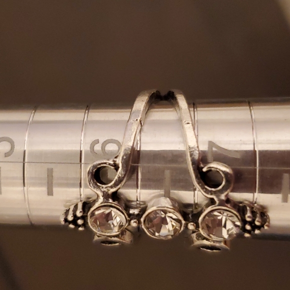 Handmade Beryuan Ring - Picture 4 of 4